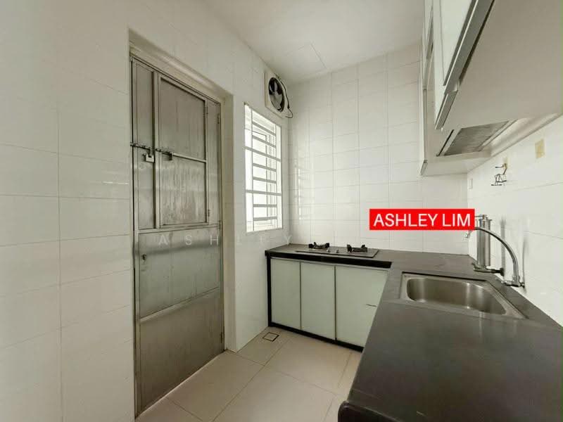 Rumah Teres 3.5-Tingkat untuk Dijual di Tanjung Bungah (Penang) - Ashley Lim - Kitchen - PropertyGuru.com.my