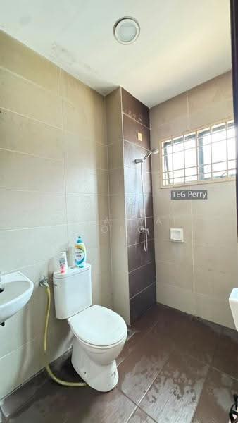 Rumah Teres untuk Dijual di Bandar Puteri Klang (Klang) - Chia Wai Yong - Bathroom - PropertyGuru.com.my