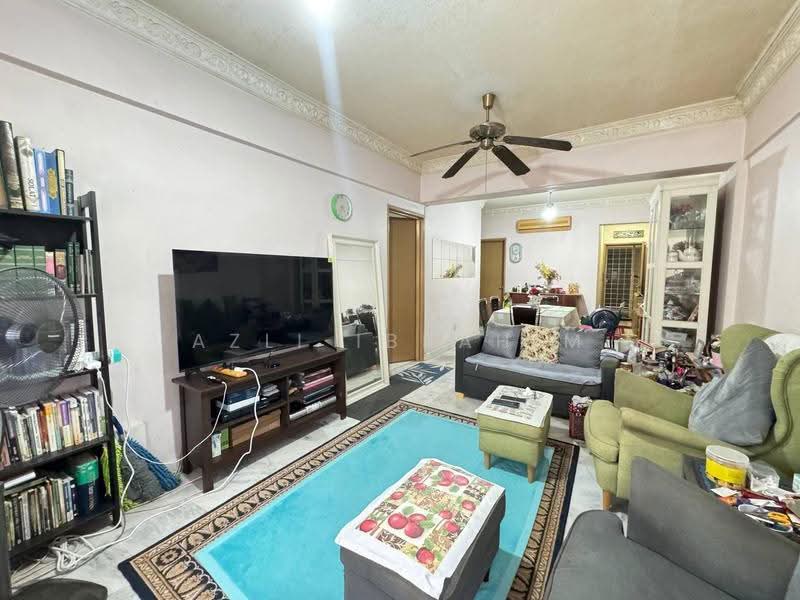 Kondominium untuk Dijual di Danau Idaman - Azli Ibrahim - Living Room - PropertyGuru.com.my