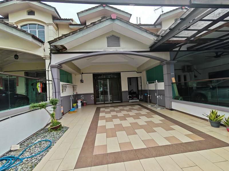 2-storey Terraced House for Rent in Taman Ehsan Jaya (Ulu Tiram) - Cassie Chin - Exterior - PropertyGuru.com.my