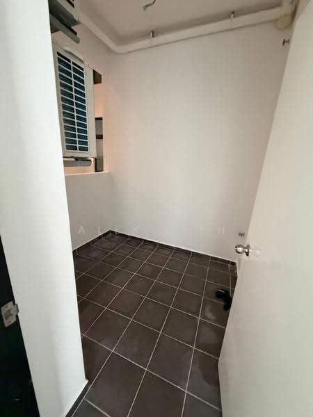 Kediaman Servis untuk Dijual di Space Residency - Alex Sieh - Interior - PropertyGuru.com.my