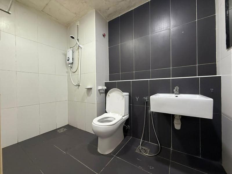 Service Residence for Rent at The Garden Residences - Melody Yew - Bathroom - PropertyGuru.com.my