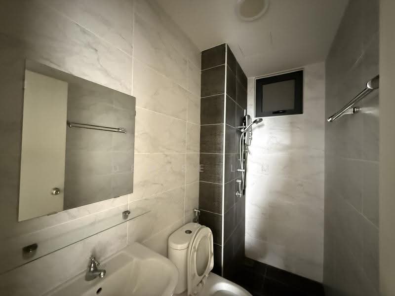 Kondominium untuk Dijual di Eco Bloom - Denise Lim - Bathroom - PropertyGuru.com.my
