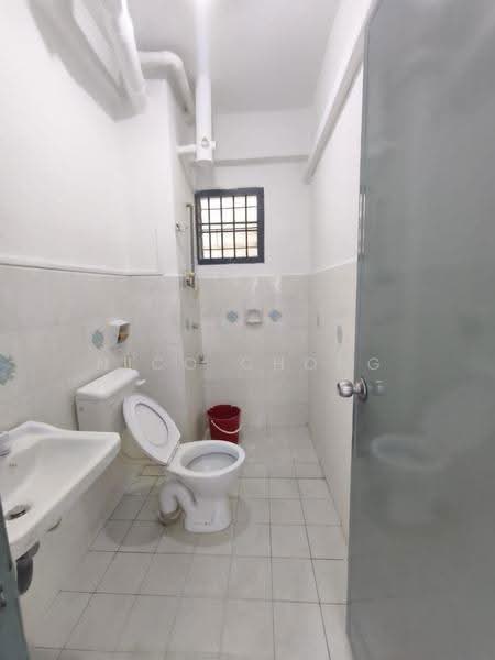 Apartment for Sale at Vista Seri Alam - Nico Chong - Bathroom - PropertyGuru.com.my