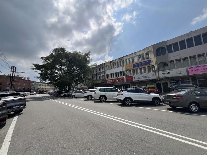 Shop / Office untuk Disewa di Taman Pelangi (Johor Bahru) - Anson Chua - Exterior - PropertyGuru.com.my
