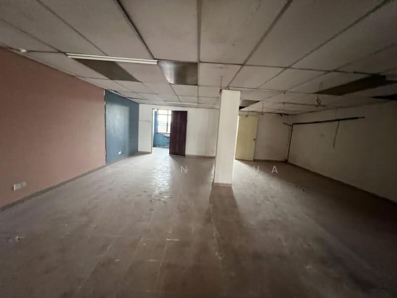 Shop / Office untuk Disewa di Taman Pelangi (Johor Bahru) - Anson Chua - Interior - PropertyGuru.com.my