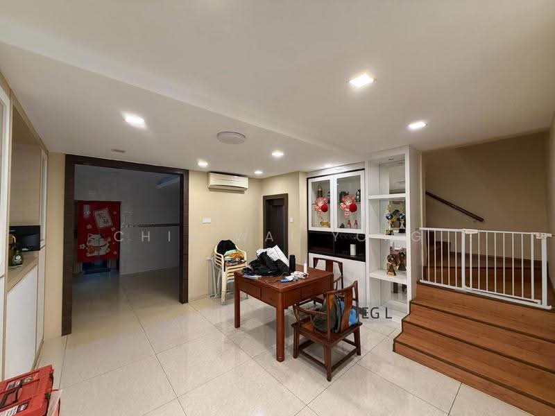 Rumah Teres untuk Dijual di Bandar Botanic (Klang) - Chia Wai Yong - Living Room - PropertyGuru.com.my