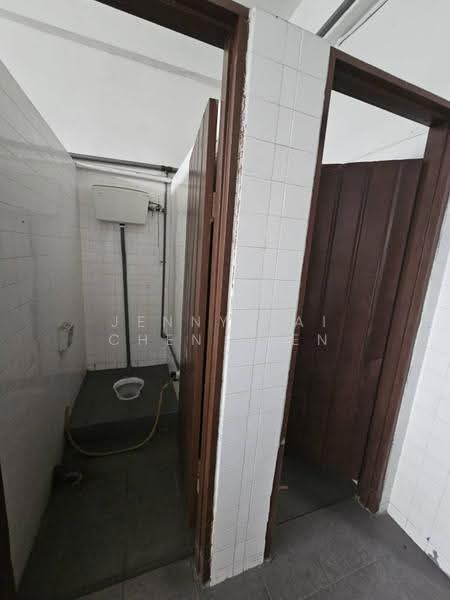 Factory for Rent in Alor Gajah (Melaka) - Jenny Tai Chen Leen - Bathroom - PropertyGuru.com.my