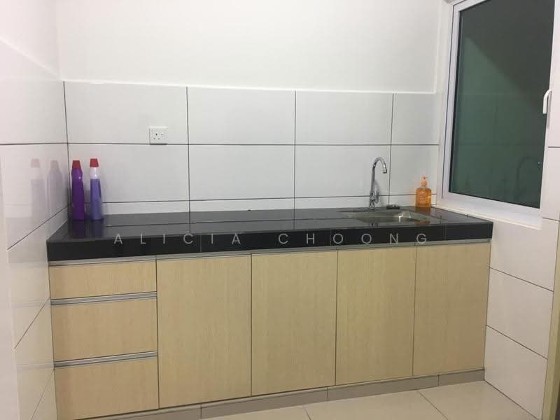 Kondominium untuk Disewa di The Holmes 1 - Alicia Choong - Kitchen - PropertyGuru.com.my