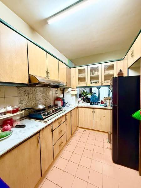Pangsapuri untuk Dijual di Seraya Apartments - Azli Ibrahim - Kitchen - PropertyGuru.com.my