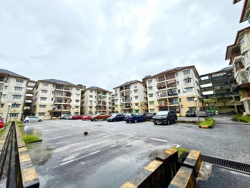 Pangsapuri untuk Dijual di Seraya Apartments - Azli Ibrahim - Exterior - PropertyGuru.com.my