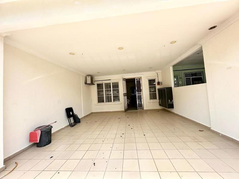 2-storey Terraced House for Sale in Taman Gombak Permai (Batu Caves) - Azli Ibrahim - Exterior - PropertyGuru.com.my