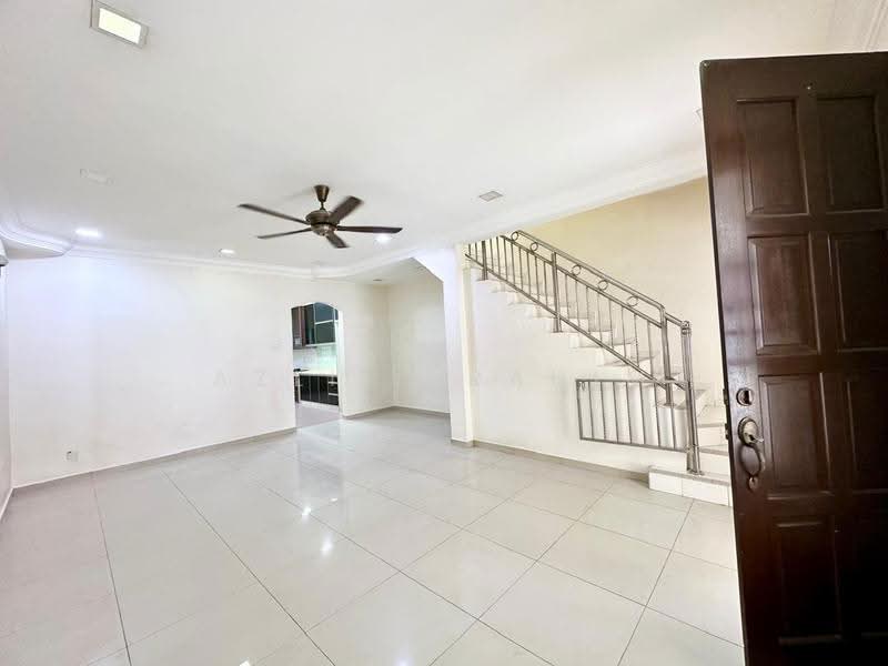 2-storey Terraced House for Sale in Taman Gombak Permai (Batu Caves) - Azli Ibrahim - Living Room - PropertyGuru.com.my