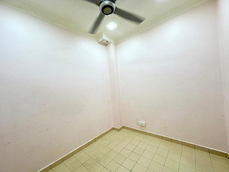 2-storey Terraced House for Sale in Taman Gombak Permai (Batu Caves) - Azli Ibrahim - Interior - PropertyGuru.com.my