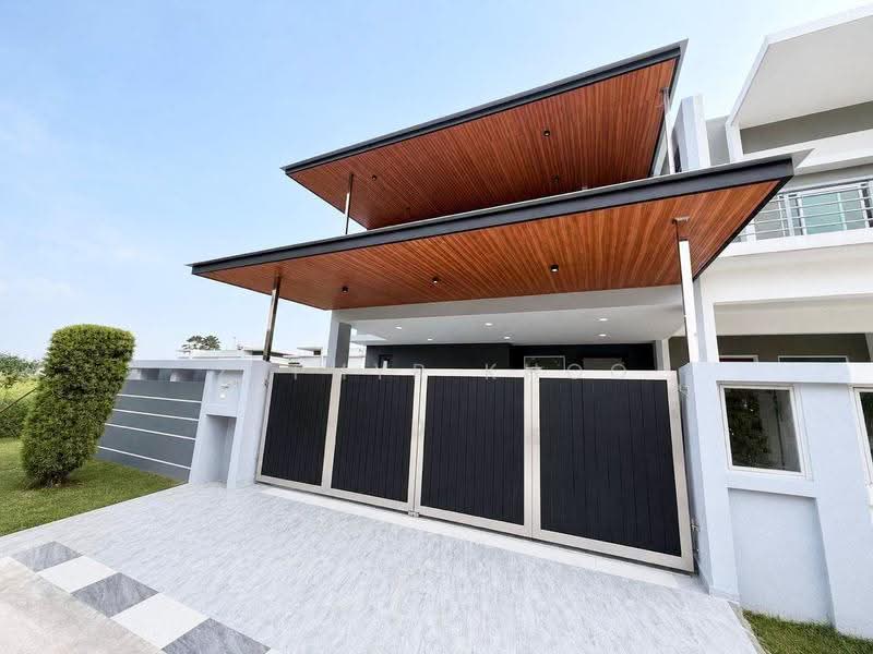 Semi-Detached House for Sale in Taman Austin Heights (Tebrau) - Zephyr Khoo - Exterior - PropertyGuru.com.my