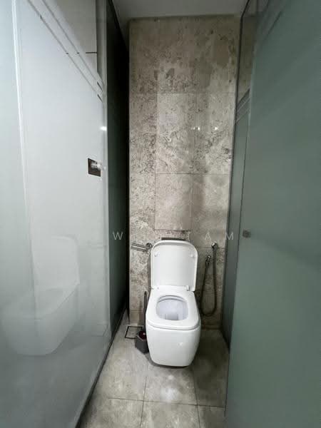 Kondominium untuk Disewa di The Fennel - Lewis Tam - Bathroom - PropertyGuru.com.my