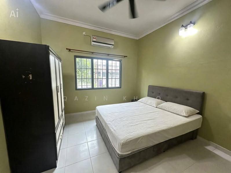 Semi-Detached House for Rent in Taman Lim (Ipoh) - Qazin Khoo - Bedroom - PropertyGuru.com.my