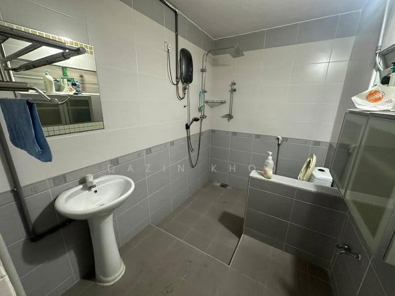Semi-Detached House for Rent in Taman Lim (Ipoh) - Qazin Khoo - Bathroom - PropertyGuru.com.my