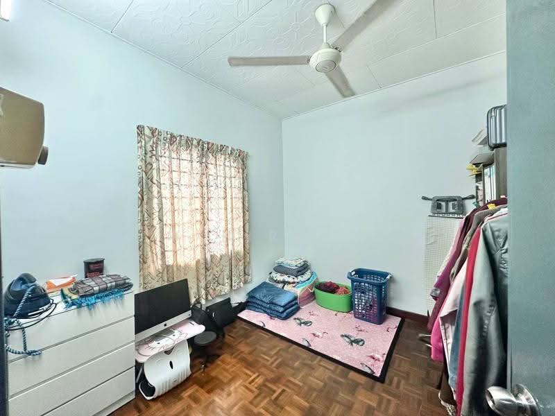 2-storey Terraced House for Sale in Bandar Baru Bangi (Selangor) - Mahirah . - Bedroom - PropertyGuru.com.my