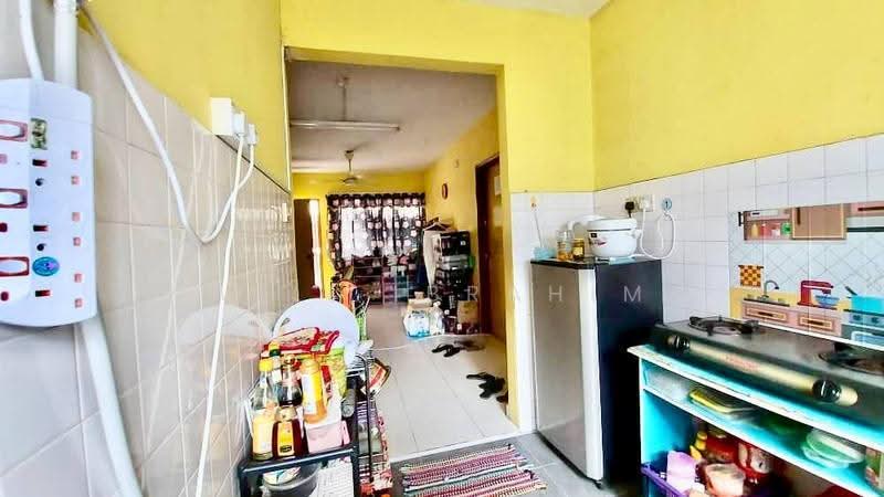 Rumah Flat untuk Dijual di Inai - Azli Ibrahim - Kitchen - PropertyGuru.com.my