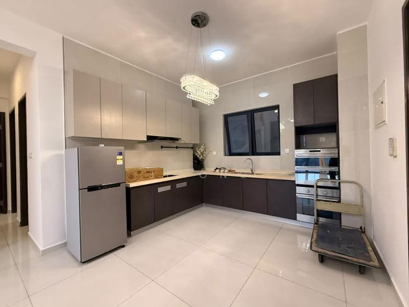 Condominium for Rent at Amberside @ Country Garden Danga Bay - JE ONG - Kitchen - PropertyGuru.com.my