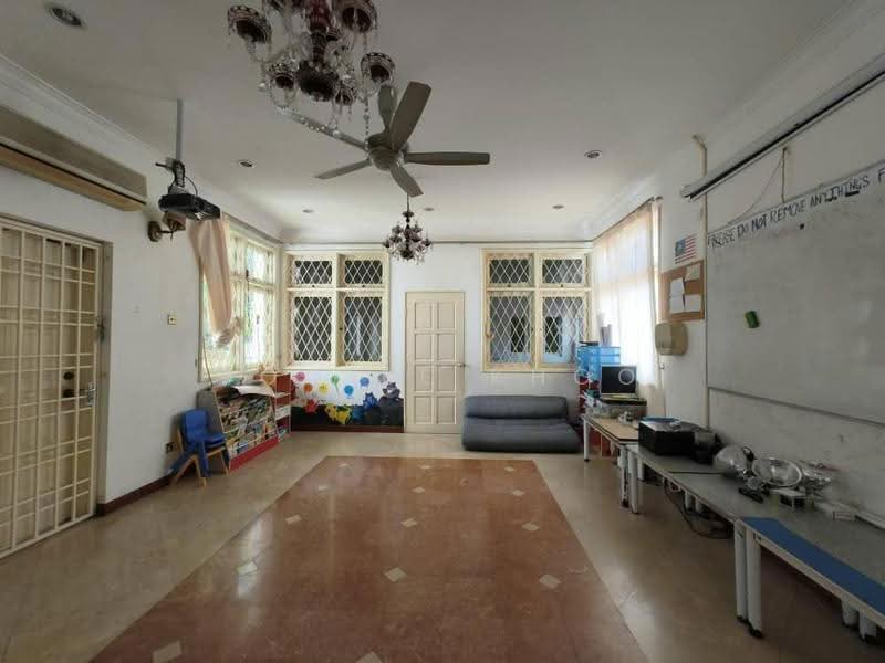 Bungalow House for Sale in Bukit Jambul (Penang) - Joo Ee Khoo - PropertyGuru.com.my