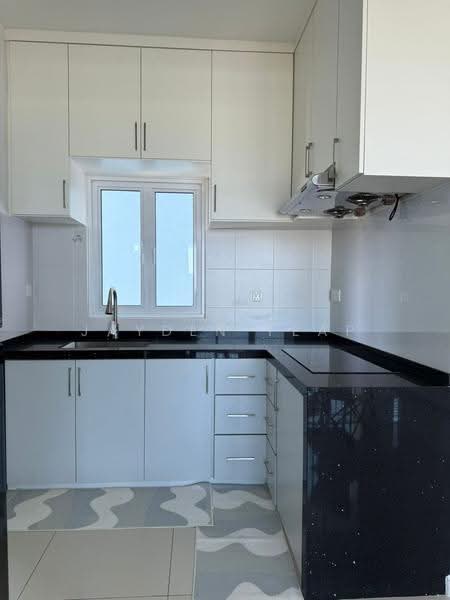 Condominium for Rent at Havana Beach Residences - Jayden Yeap - Kitchen - PropertyGuru.com.my