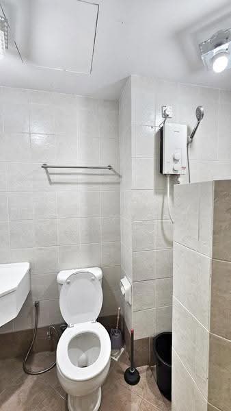 Kondominium untuk Disewa di Casa Tropicana - Henry Lim - Bathroom - PropertyGuru.com.my