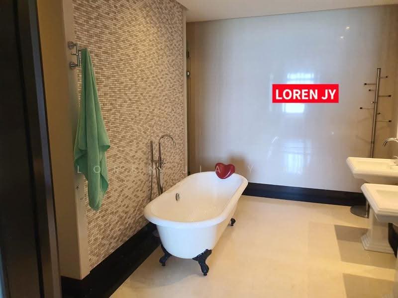 Condominium for Sale at Quayside Seafront Resort Condominiums - Loren Jia Ying - Bathroom - PropertyGuru.com.my