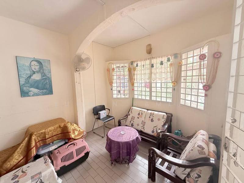 Rumah Teres 1-Tingkat untuk Dijual di Taman Pandan Jaya (Ampang) - Luqman Ramli - Living Room - PropertyGuru.com.my