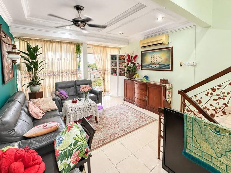 Rumah Teres 2-Tingkat untuk Dijual di Taman Sri Gombak (Gombak) - Azli Ibrahim - Living Room - PropertyGuru.com.my