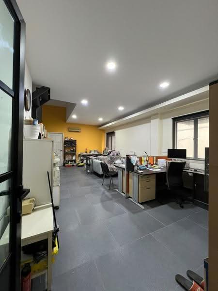 Kedai untuk Dijual di Bandar Puchong Utama (Puchong) - Mk Wong - Interior - PropertyGuru.com.my