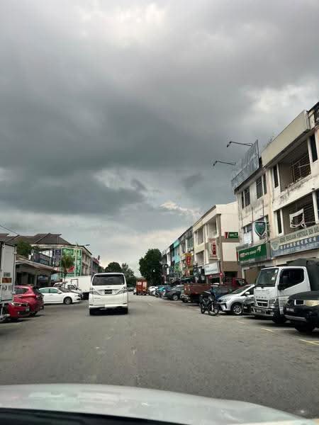 Kedai untuk Dijual di Bandar Puchong Utama (Puchong) - Mk Wong - Exterior - PropertyGuru.com.my