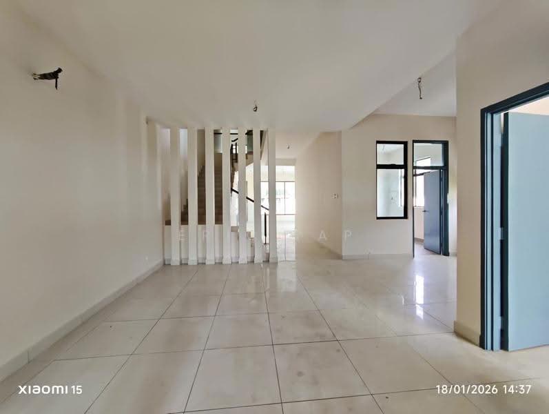 Semi-Detached House for Sale in Taman Bayu Puteri (Johor Bahru) - ERIC YAP - PropertyGuru.com.my