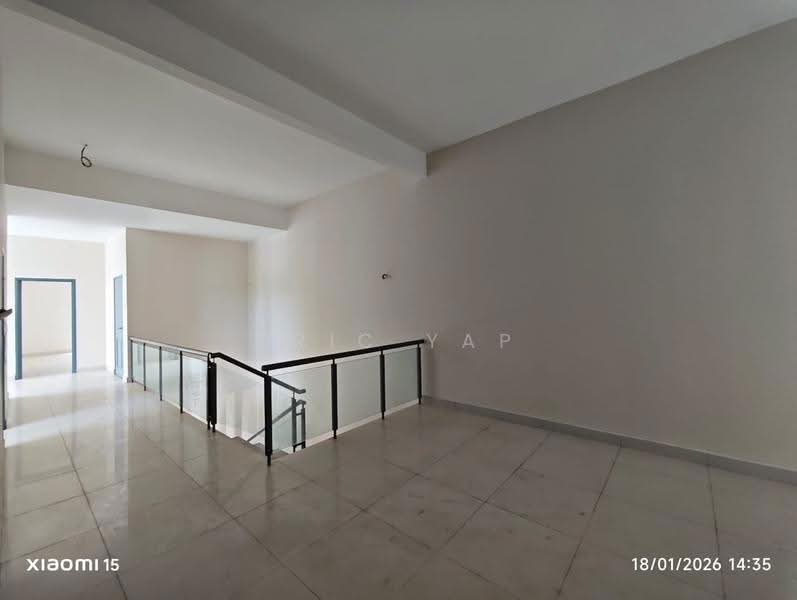 Semi-Detached House for Sale in Taman Bayu Puteri (Johor Bahru) - ERIC YAP - PropertyGuru.com.my