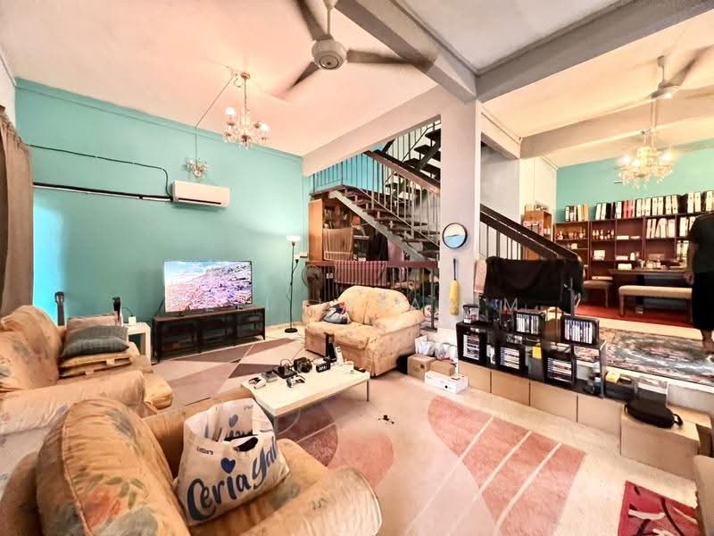 2-storey Terraced House for Sale in Bandar Tun Razak (Cheras) - Azli Ibrahim - Living Room - PropertyGuru.com.my
