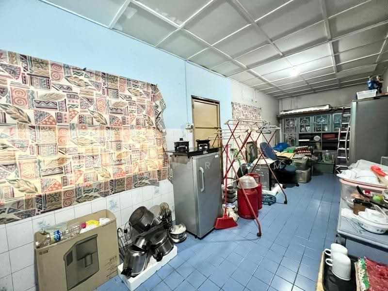 2-storey Terraced House for Sale in Bandar Tun Razak (Cheras) - Azli Ibrahim - Kitchen - PropertyGuru.com.my