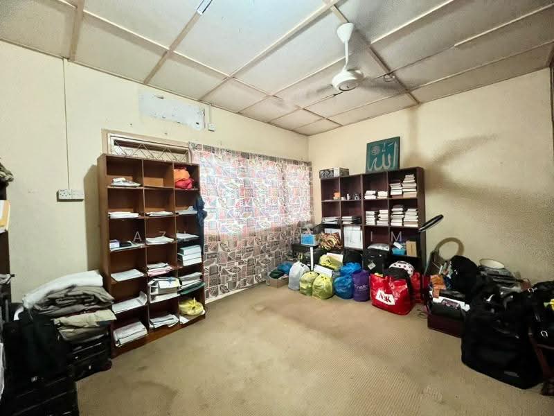 2-storey Terraced House for Sale in Bandar Tun Razak (Cheras) - Azli Ibrahim - Study - PropertyGuru.com.my