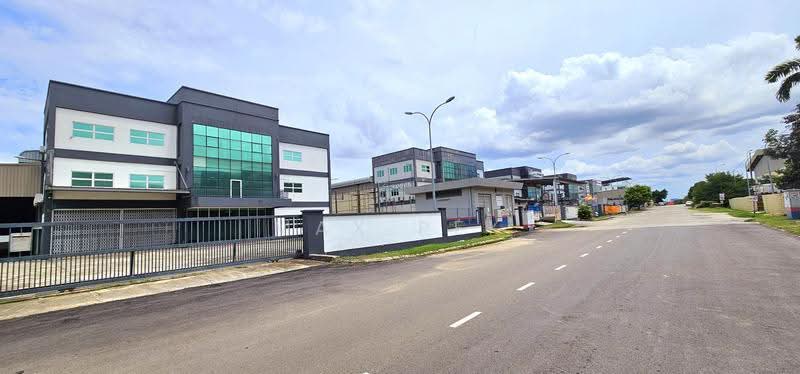 Detached Factory for Sale in Kawasan Perindustrian Budiman (Cheras) - Max Pek - Exterior - PropertyGuru.com.my