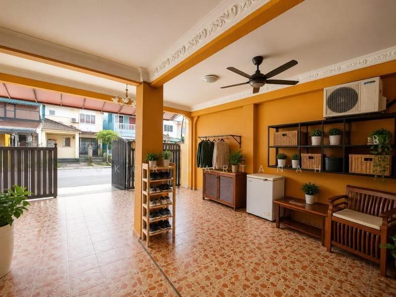 Rumah Teres 2-Tingkat untuk Dijual di Rawang (Selangor) - Syukor Hartanah - Entrance - PropertyGuru.com.my