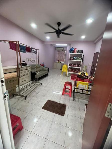 Terraced House for Rent in Taman Mutiara Rini (Skudai) - Valerie Saw - Living Room - PropertyGuru.com.my