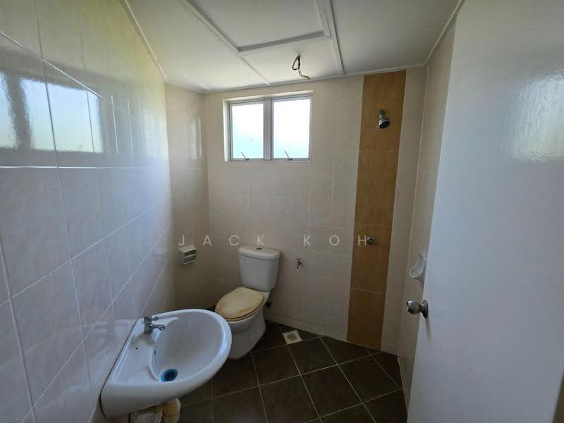 Townhouse for Sale in Bandar Tun Razak (Cheras) - Jack Koh - Bathroom - PropertyGuru.com.my