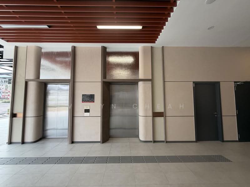 Shop / Office for Rent in BANDAR PUCHONG JAYA (Puchong) - Evelyn Cheah - Corridor - PropertyGuru.com.my