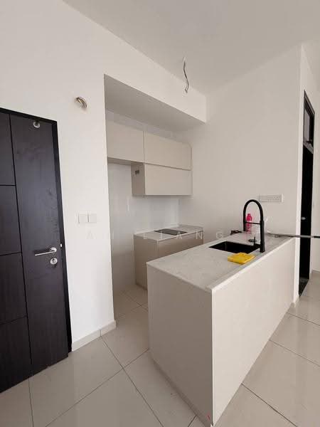 Kediaman Servis untuk Dijual di Space Residency - Ah Liang - Kitchen - PropertyGuru.com.my