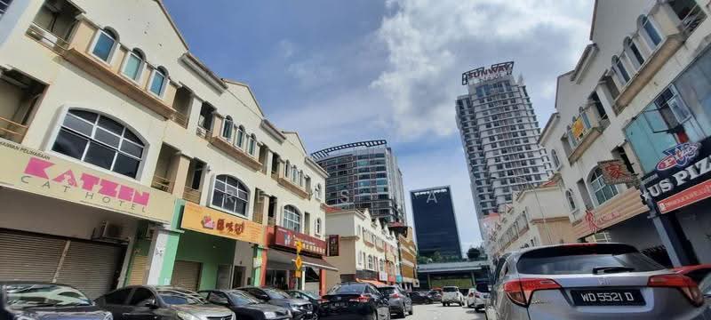 Shop for Rent in Dataran Sunway (Kota Damansara) - Reiis Lai - Exterior - PropertyGuru.com.my
