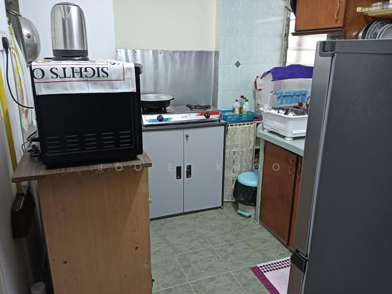 Pangsapuri untuk Dijual di Krystal Heights - Joo Ee Khoo - Kitchen - PropertyGuru.com.my