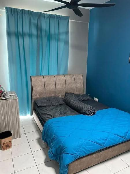Pangsapuri untuk Disewa di Residensi Larkin Indah - Alex Lee - Bedroom - PropertyGuru.com.my