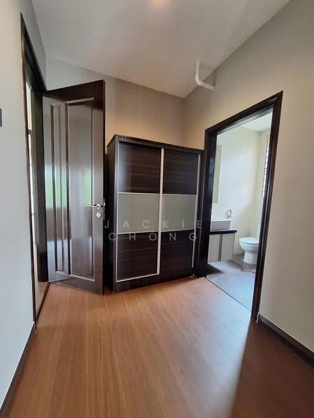 Bungalow House for Rent in Sri Petaling (Kuala Lumpur) - Jackie Chong - Corridor - PropertyGuru.com.my