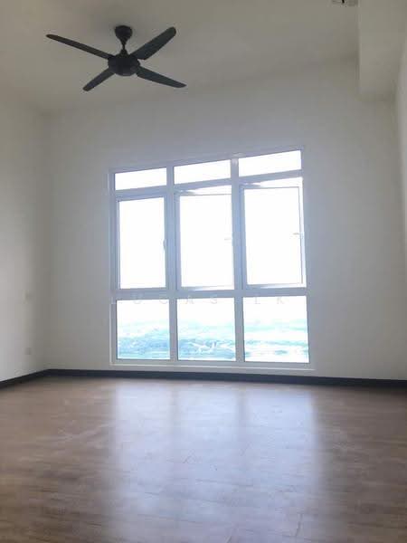Kediaman Servis untuk Dijual di Eco Sky - Lucas Lk - Living Room - PropertyGuru.com.my