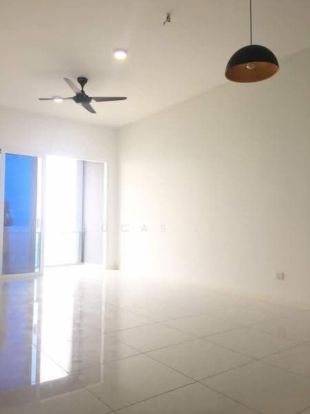 Kediaman Servis untuk Dijual di Eco Sky - Lucas Lk - Living Room - PropertyGuru.com.my